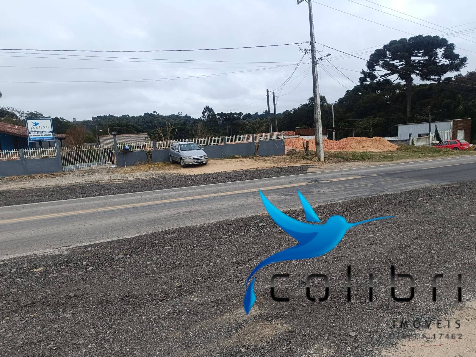 Casa à venda com 3 quartos, 2687m² - Foto 1