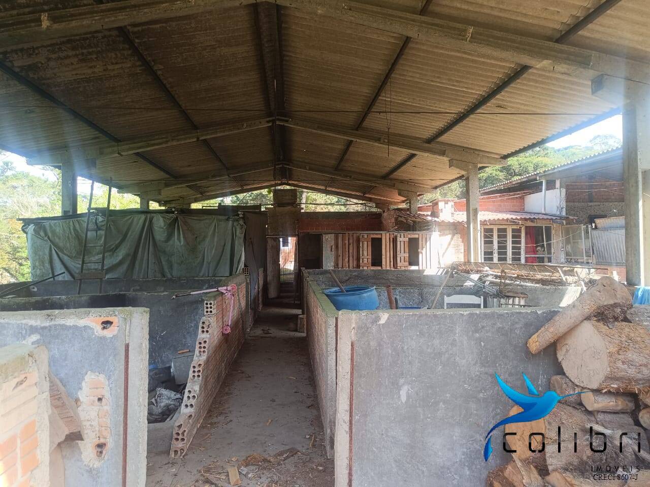 Sítio, 7 quartos, 10000 m² - Foto 17